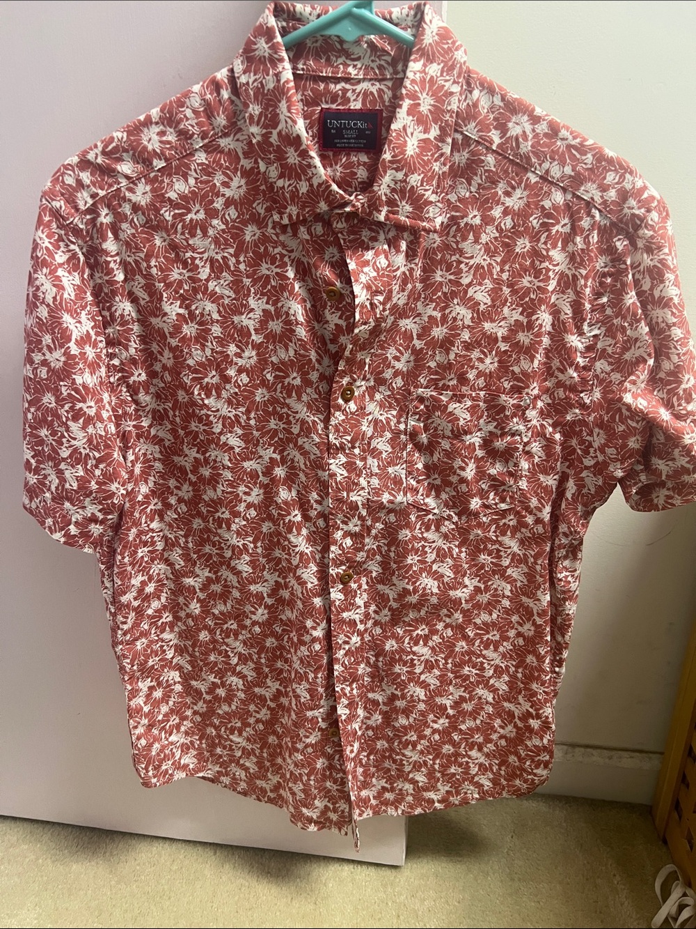 Short sleeve button down